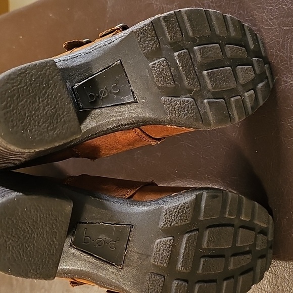 boc Tan Brown Heeled Boots with Buckle Accents - Picture 3 of 11